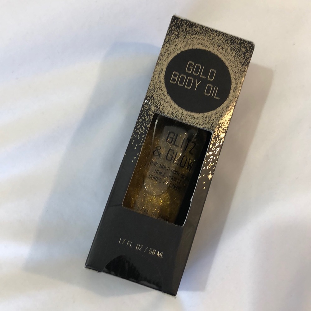 Gold body oil